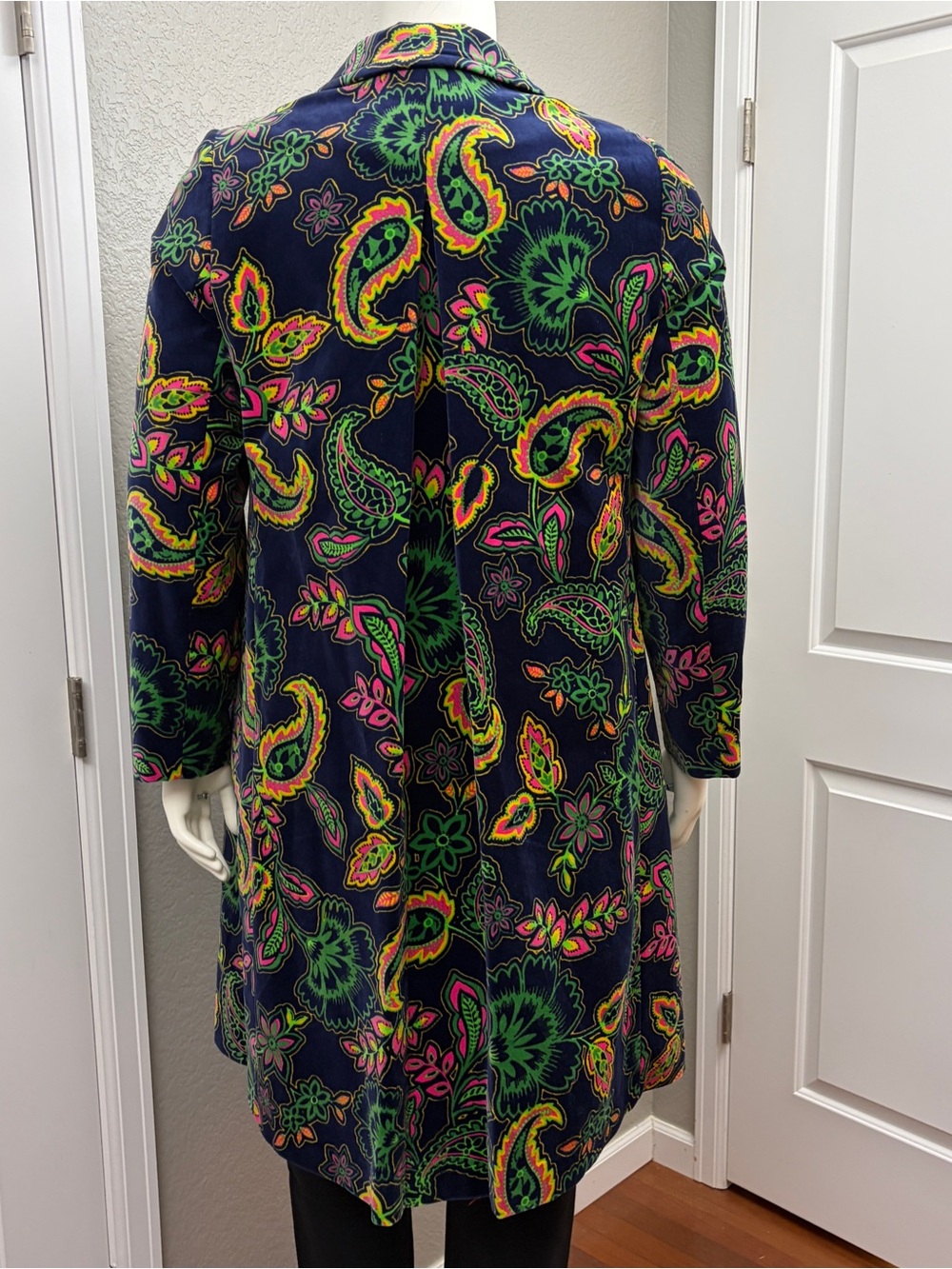Boden Navy Long-Sleeve Paisley Velvet Floral Button Coat - Size 14 - Picture 7 of 14